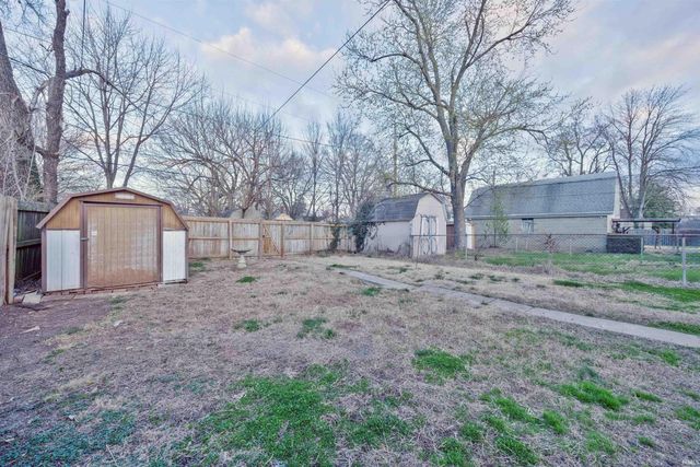 1401 Lodge Avenue, Evansville, IN 47714