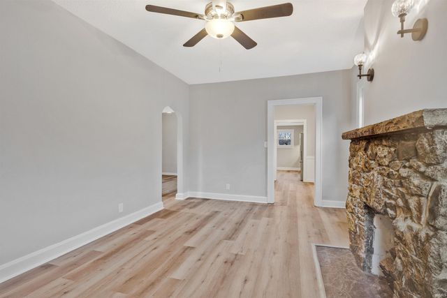 1401 Lodge Avenue, Evansville, IN 47714