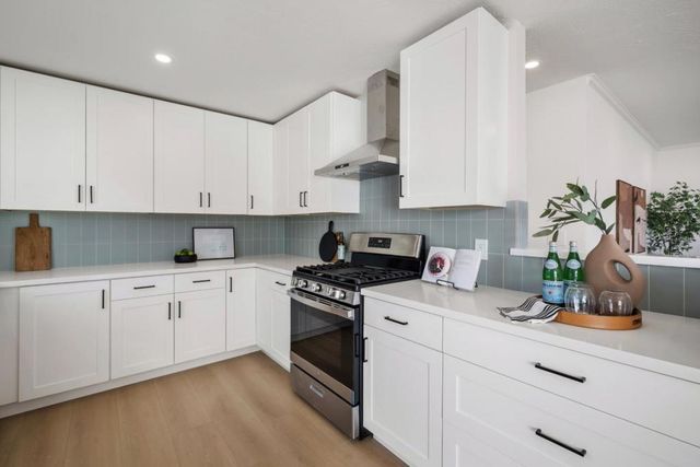 1444 Flores Drive, Pacifica, CA 94044