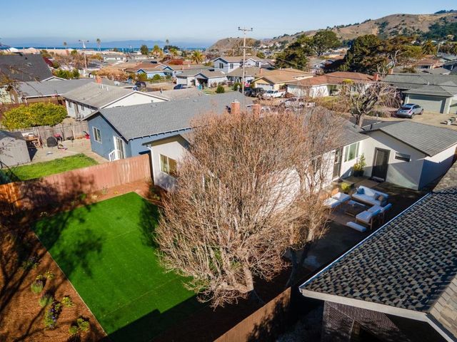 1444 Flores Drive, Pacifica, CA 94044