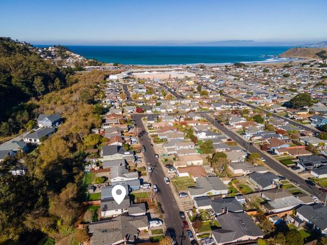 1444 Flores Drive, Pacifica, CA 94044