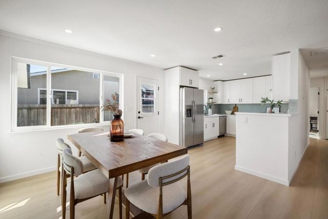 1444 Flores Drive, Pacifica, CA 94044