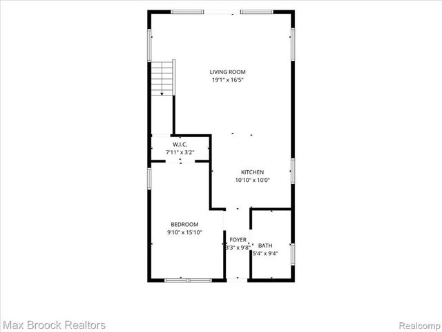 1323 Castlewood Drive, White Lake, MI 48386
