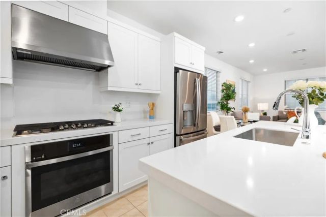 501 Embrook, West Covina, CA 91791