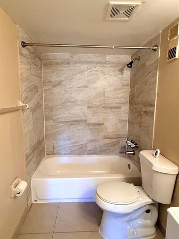 2030 NW 43rd Terrace 7, Lauderhill, FL 33313