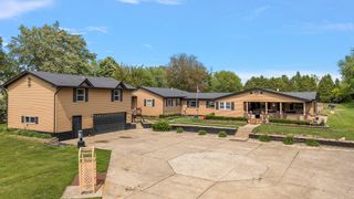 427 N State Rd 149, Valparaiso, IN 46385