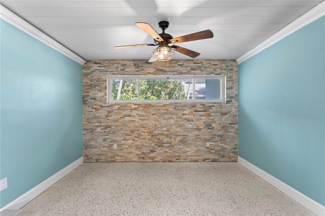10038 S YACHT CLUB DRIVE, Treasure Island, FL 33706