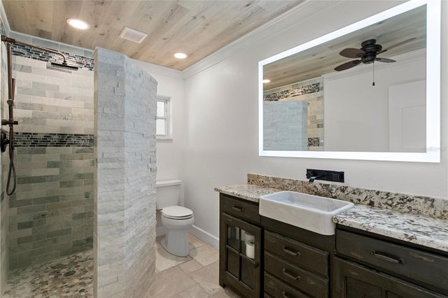 10038 S YACHT CLUB DRIVE, Treasure Island, FL 33706