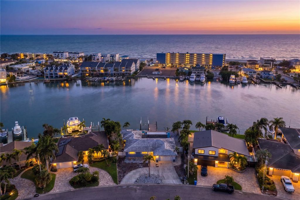 10038 S YACHT CLUB DRIVE, Treasure Island, FL 33706