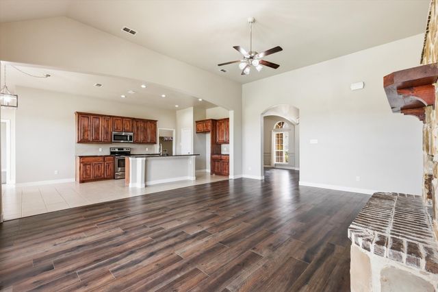 105 Devonshire Drive, Waxahachie, TX 75167