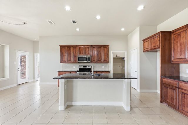 105 Devonshire Drive, Waxahachie, TX 75167