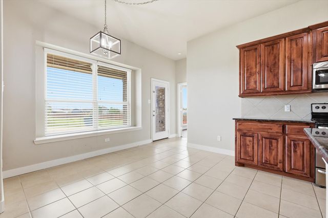 105 Devonshire Drive, Waxahachie, TX 75167