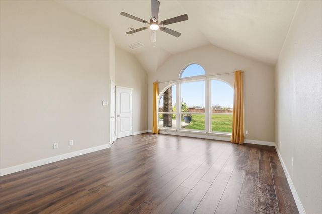 105 Devonshire Drive, Waxahachie, TX 75167