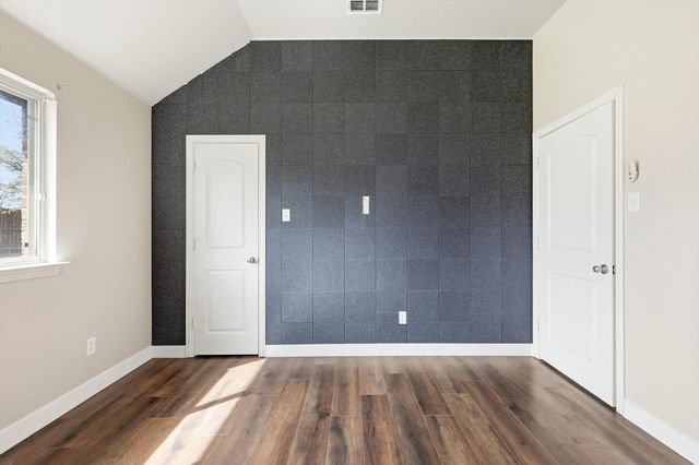 105 Devonshire Drive, Waxahachie, TX 75167