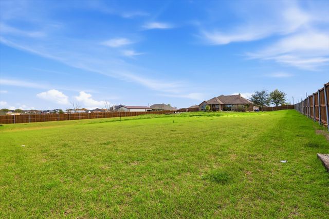 105 Devonshire Drive, Waxahachie, TX 75167