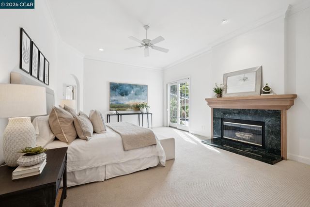 2 Reliez Manor Ct, Lafayette, CA 94549