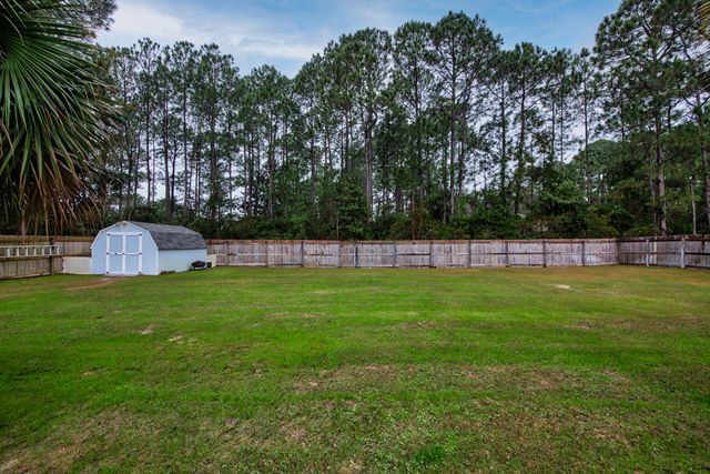 2051 Indigo Drive, Navarre, FL 32566