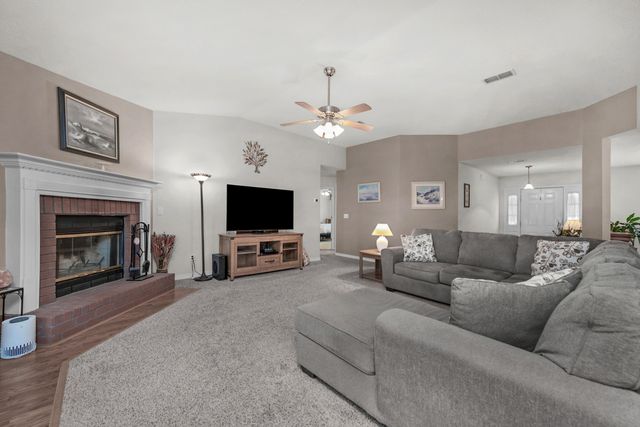 2051 Indigo Drive, Navarre, FL 32566