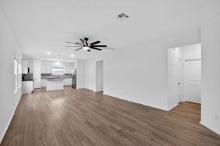 412 Perfect World LOOP, Jarrell, TX 76537