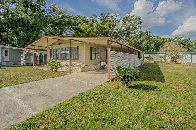 39353 SYCAMORE LANE, Zephyrhills, FL 33542