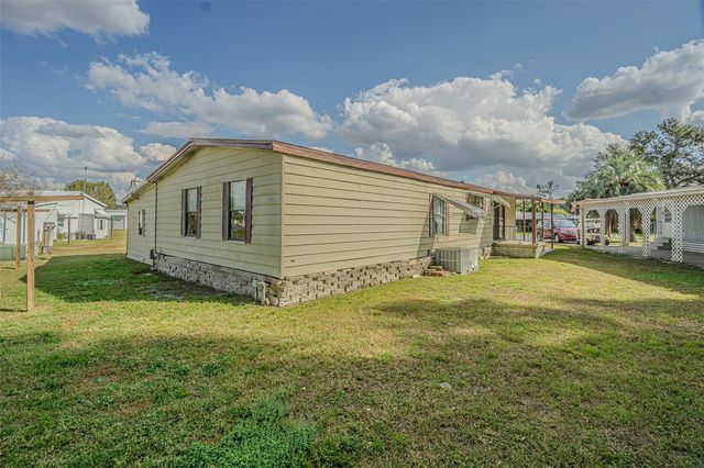 39353 SYCAMORE LANE, Zephyrhills, FL 33542