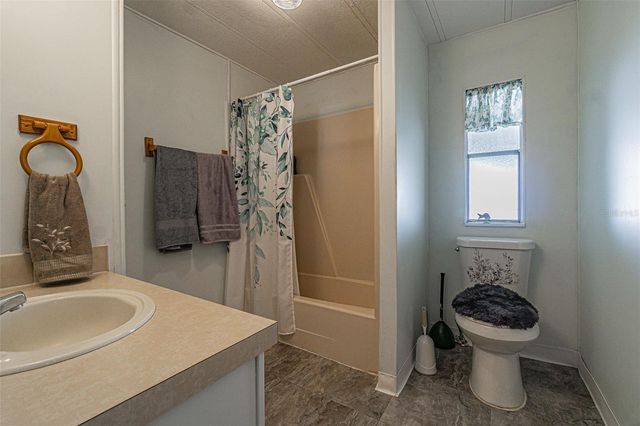 39353 SYCAMORE LANE, Zephyrhills, FL 33542