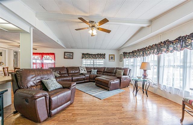 39353 SYCAMORE LANE, Zephyrhills, FL 33542