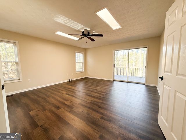 499 Old Deer Path Way, Cleveland, GA 30528