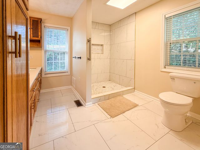 499 Old Deer Path Way, Cleveland, GA 30528