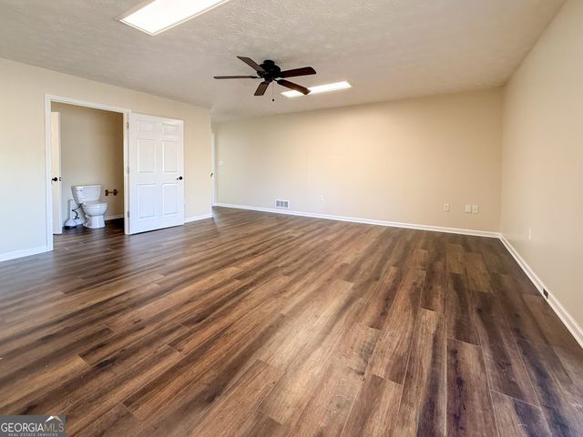 499 Old Deer Path Way, Cleveland, GA 30528