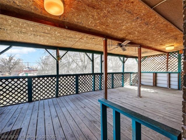 901 Reynolds Avenue, Poteau, OK 74953