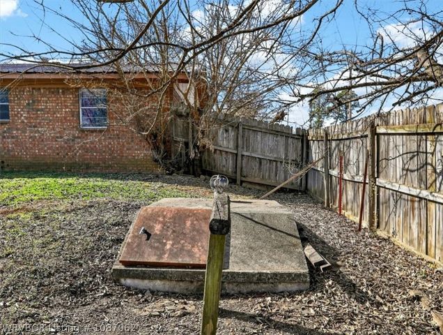 901 Reynolds Avenue, Poteau, OK 74953