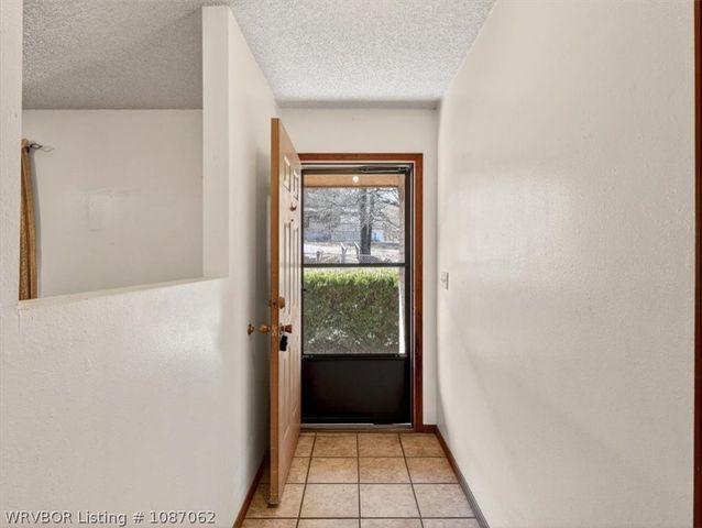 901 Reynolds Avenue, Poteau, OK 74953