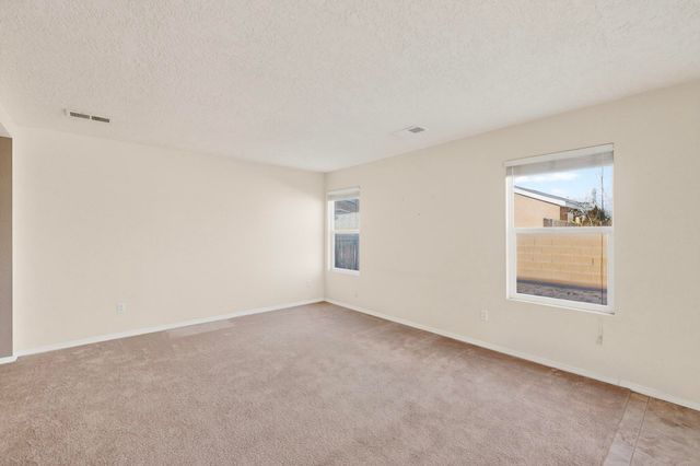 8931 Dakota Ridge Road SW, Albuquerque, NM 87121