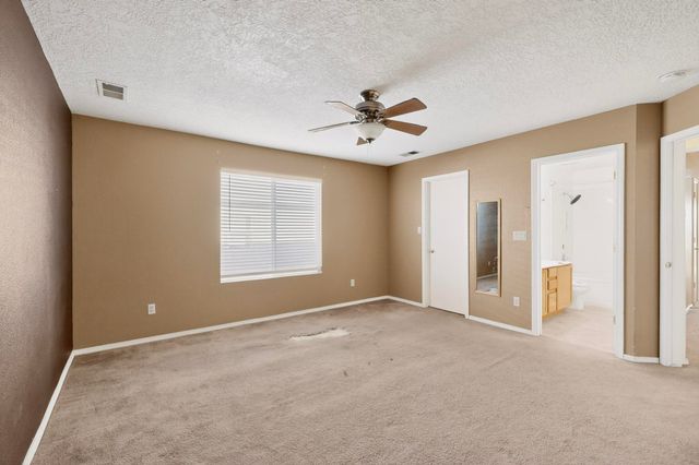 8931 Dakota Ridge Road SW, Albuquerque, NM 87121