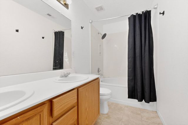 8931 Dakota Ridge Road SW, Albuquerque, NM 87121