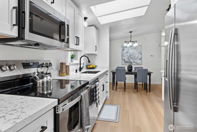 36935 4th Avenue SW, Federal Way, WA 98023