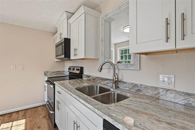 637 74th ST, Newport News, VA 23605