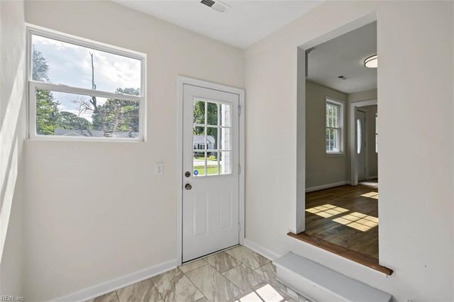 637 74th ST, Newport News, VA 23605