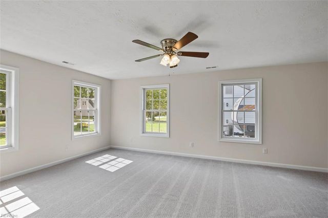 637 74th ST, Newport News, VA 23605