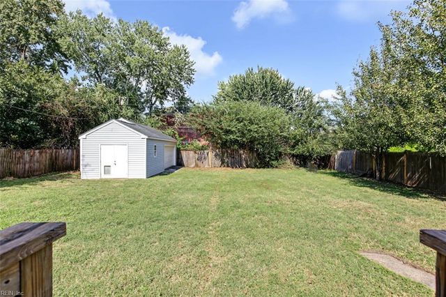 637 74th ST, Newport News, VA 23605