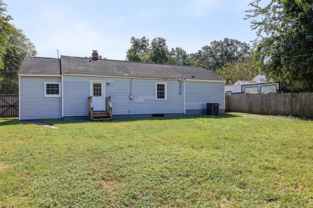 637 74th ST, Newport News, VA 23605