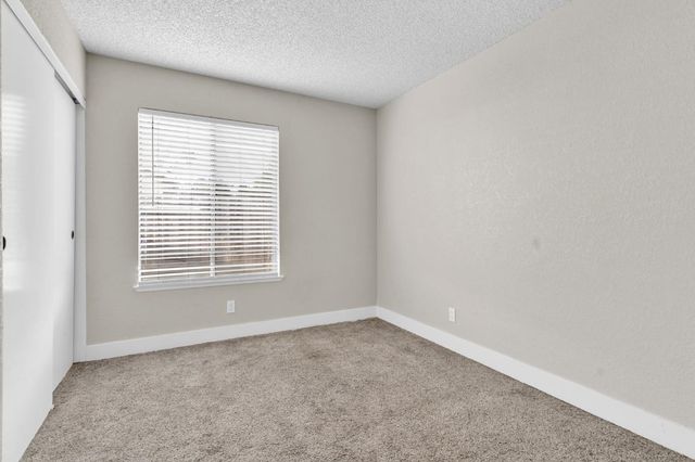 3046 Bridgeford Dr, Sacramento, CA 95833