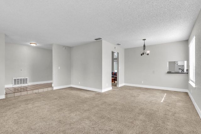 3046 Bridgeford Dr, Sacramento, CA 95833