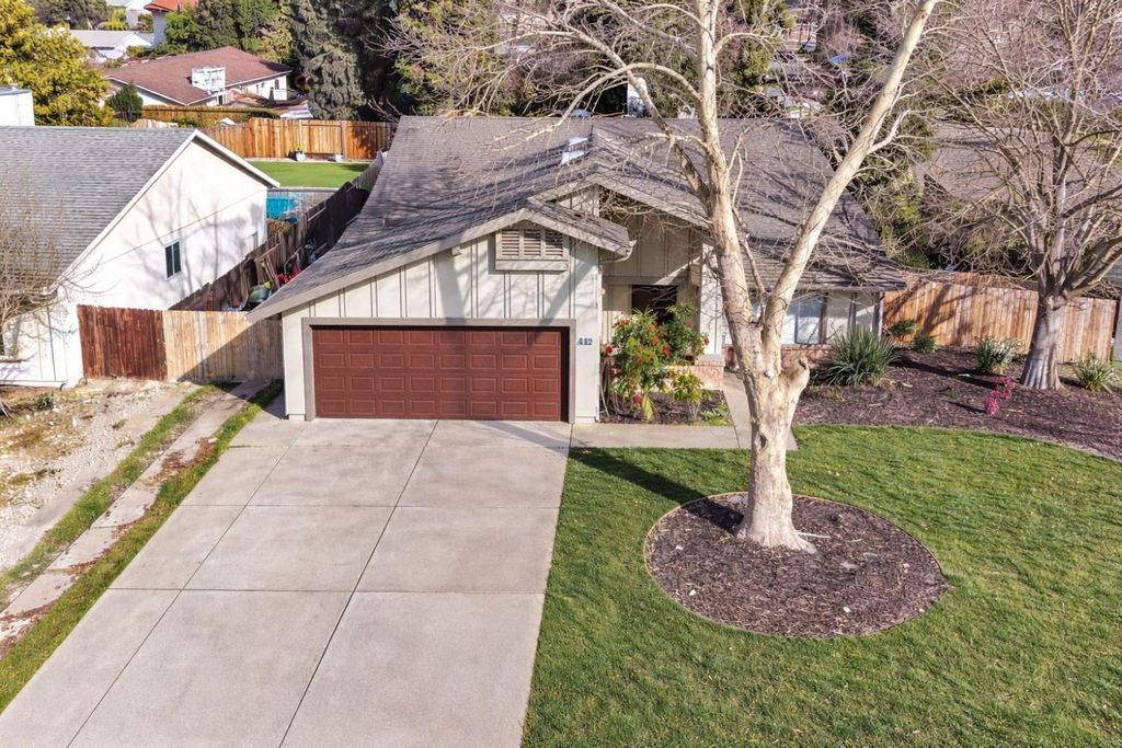 3046 Bridgeford Dr, Sacramento, CA 95833