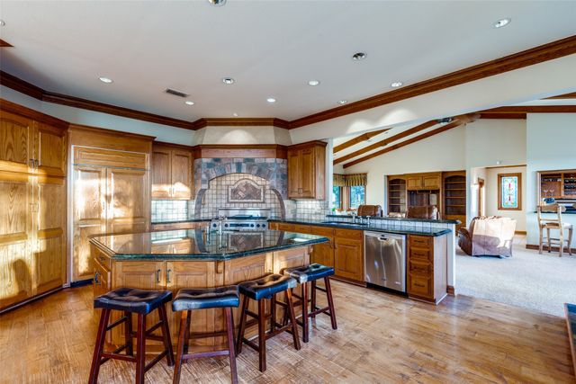 492 Prairie Grove Road, Valley View, TX 76272