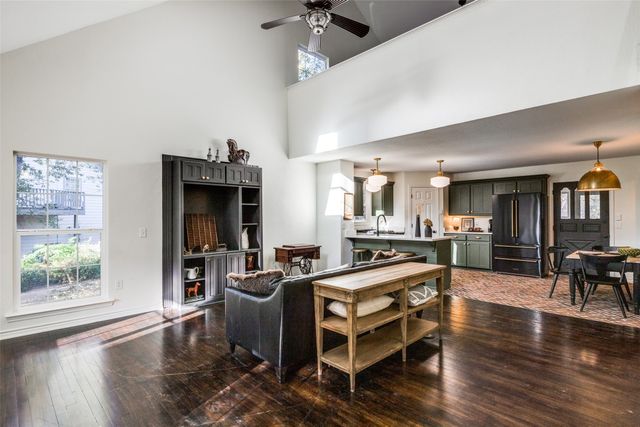 492 Prairie Grove Road, Valley View, TX 76272