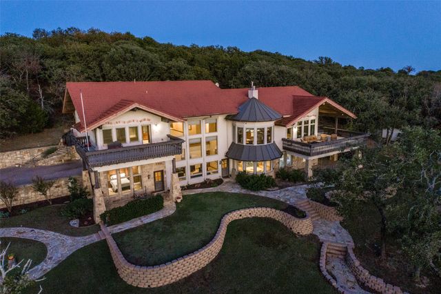 492 Prairie Grove Road, Valley View, TX 76272