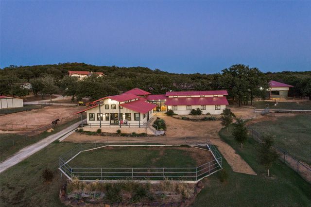 492 Prairie Grove Road, Valley View, TX 76272