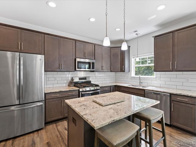 6706 Alabaster Ln, North Chesterfield, VA 23234